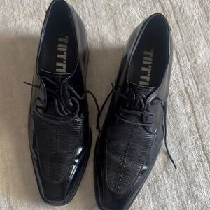 Men's Black Dress Shoes